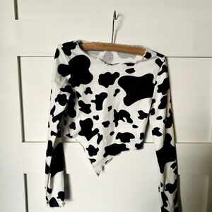🐮Girls cow print top 🐄